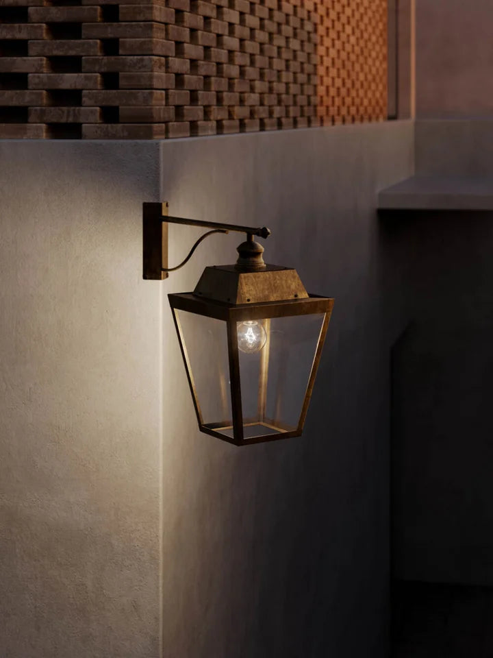 QUADRO Outdoor Wall Light 262.61 - touchGOODS