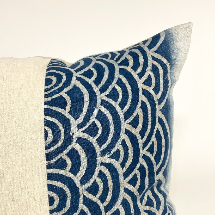 KNOT Throw Pillow in Blue - touchGOODS