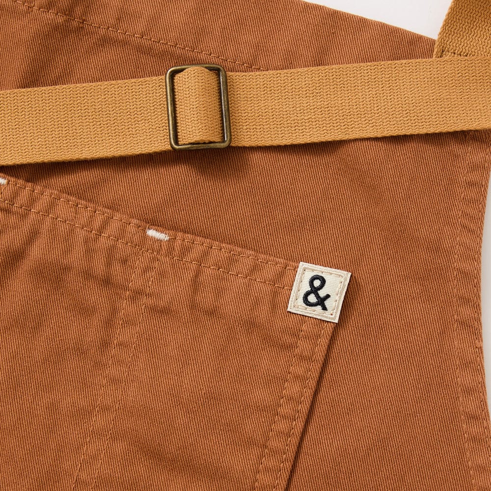 The Essential Apron - Terracotta Brown - touchGOODS