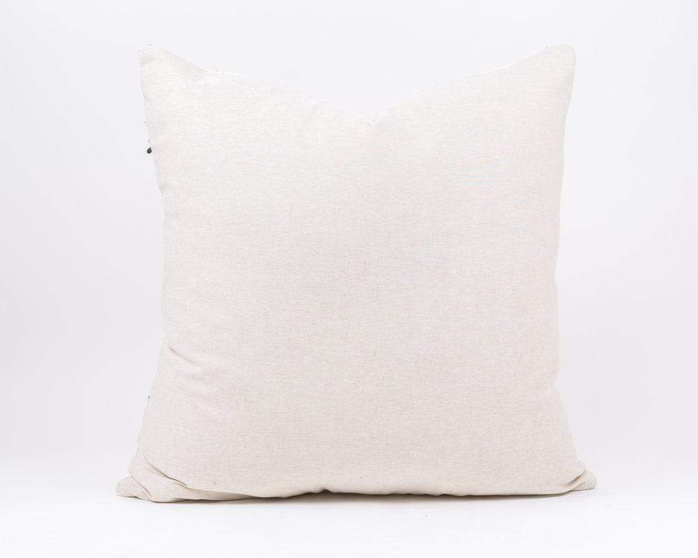 KELLAN Pillow 18 x 18 - touchGOODS