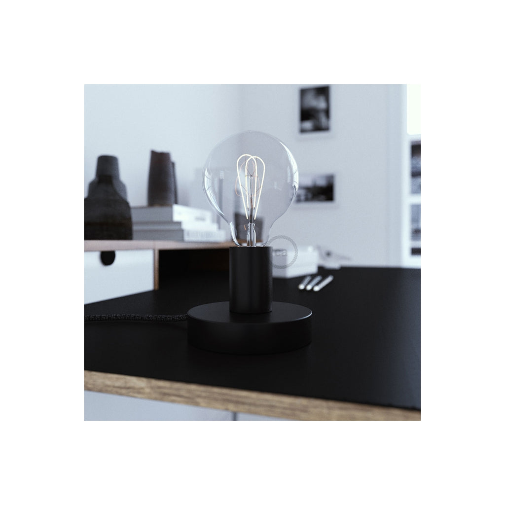 The Posaluce | Black Metal Table Lamp - touchGOODS