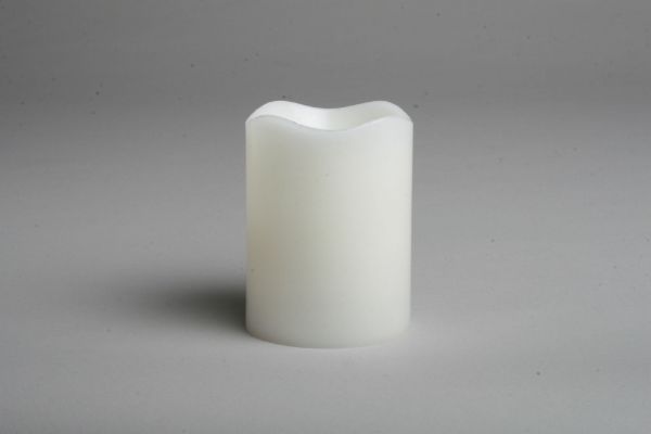 led pillar candle 3x4 - ivory - touchGOODS