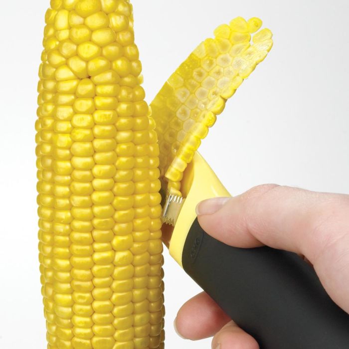 Good Grips Corn Peeler - touchGOODS