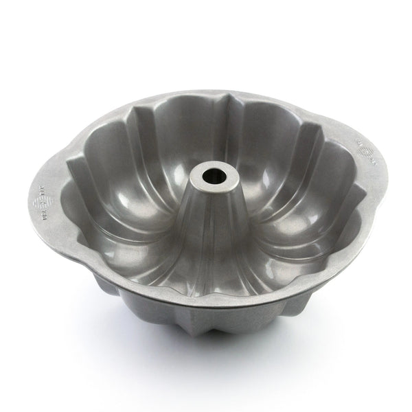FLUTED TUBE CAKE PAN - touchGOODS