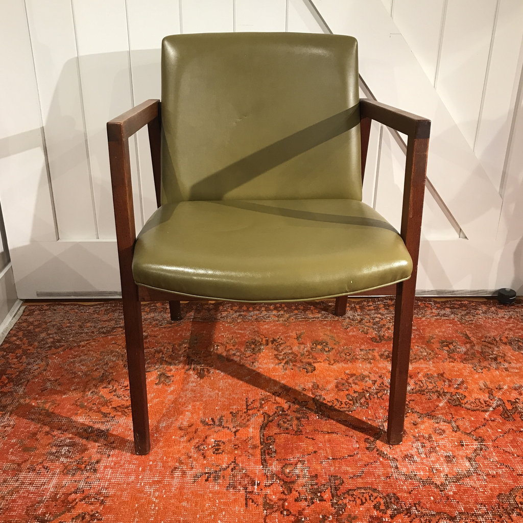 Mid-Century Modern Walnut Chair | touchGOODS